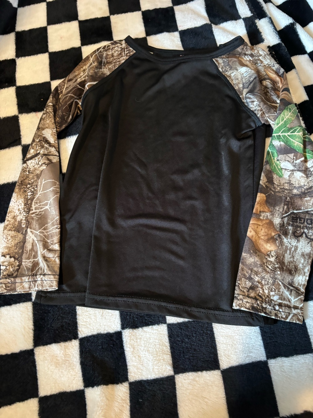 Size small real tree long sleeve